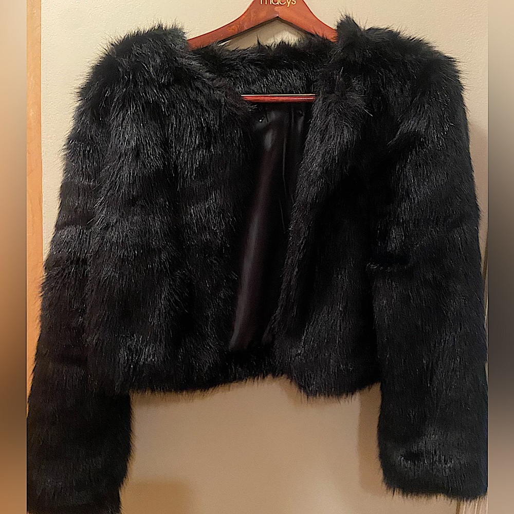 Beautiful black faux fur short jacket